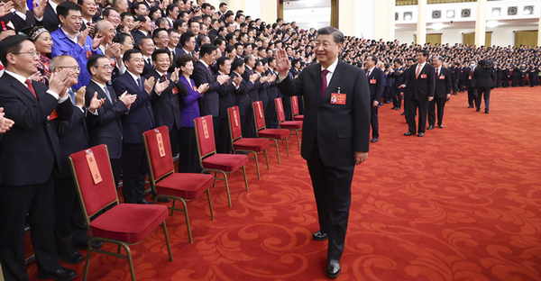 習(xí)近平等領(lǐng)導(dǎo)同志親切會見出席黨的二十大代表、特邀代表和列席人員