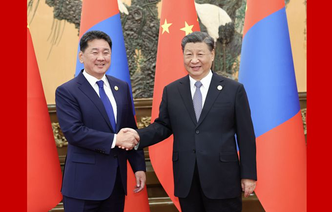 習(xí)近平會見蒙古國總統(tǒng)呼日勒蘇赫